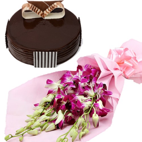 6 Orchids Bunch with 1/2kg Truffle Cake